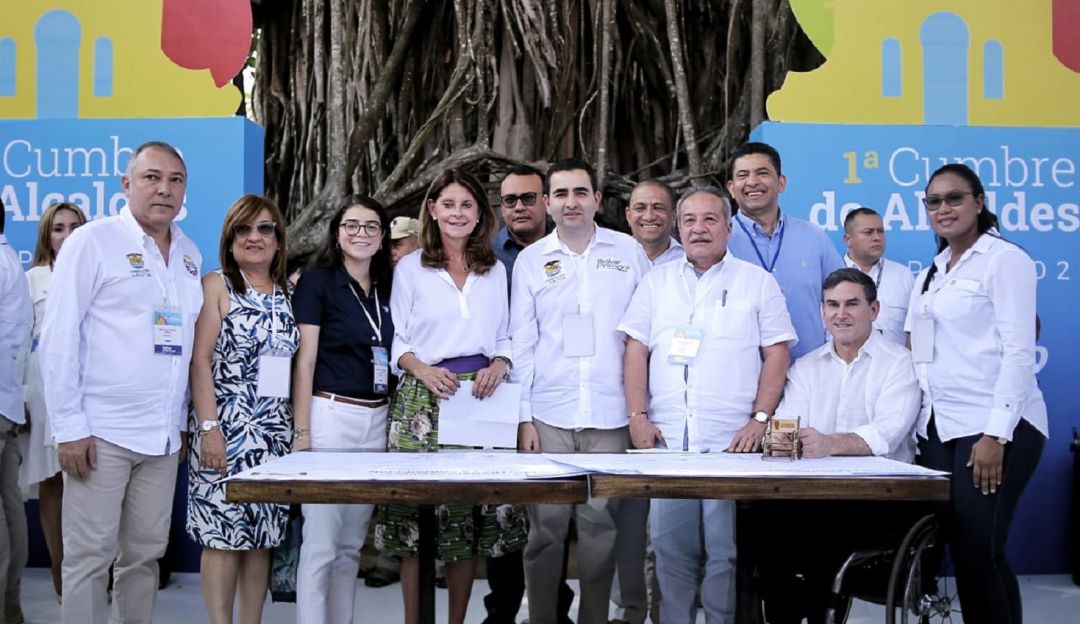 Se desarrolla con éxito la primera Cumbre de Alcaldes en Mompox: Se desarrolla con éxito la primera Cumbre de Alcaldes en Mompox