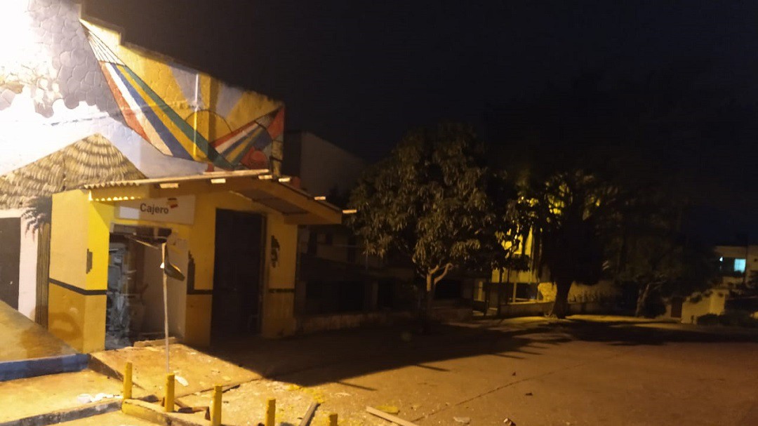 Con explosivos intentan robar un cajero en Morroa, Sucre