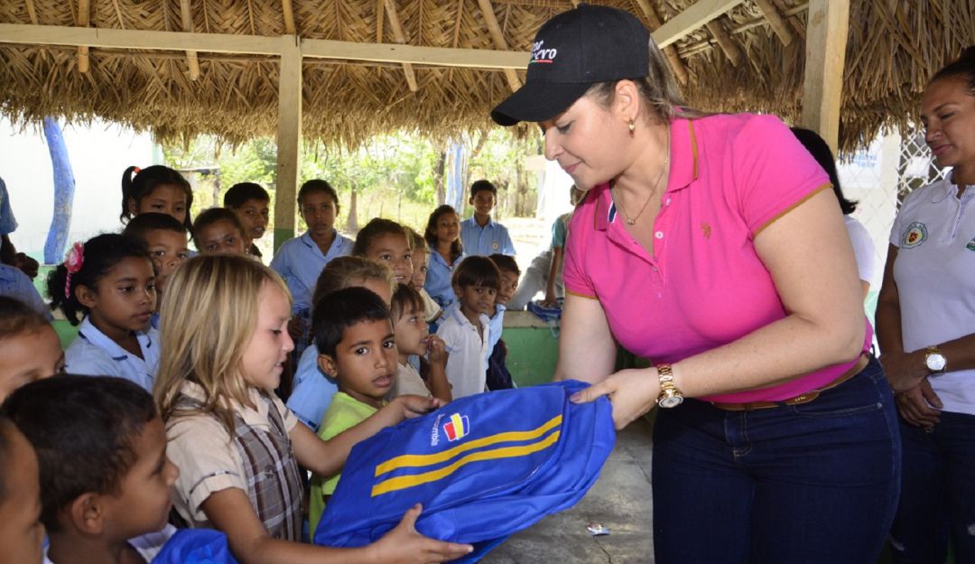 Gestión social lidera campaña en colegios de Magangué: Gestión social lidera campaña en colegios de Magangué