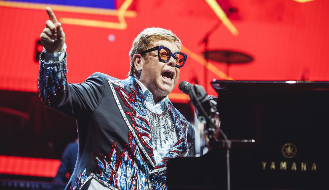 Elton John se queda sin voz: Elton John suspende un concierto en Nueva Zelanda al quedarse sin voz