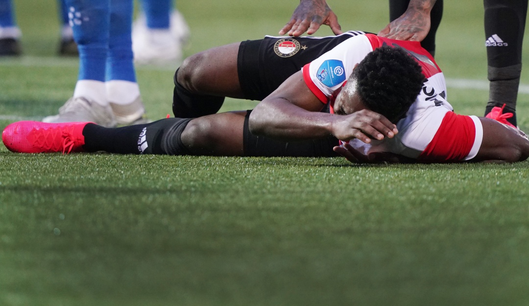 Luis Sinisterra lesión rodilla: Malas noticias: Luis Sinisterra estará de 6 a 8 meses fuera de las canchas