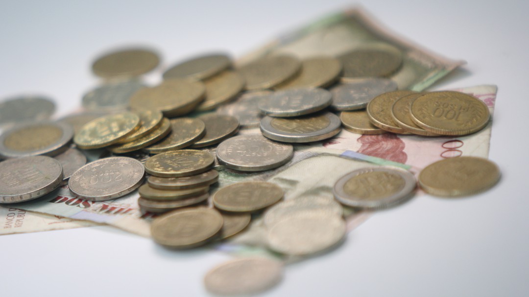El efectivo sigue reinando en la economía colombiana
