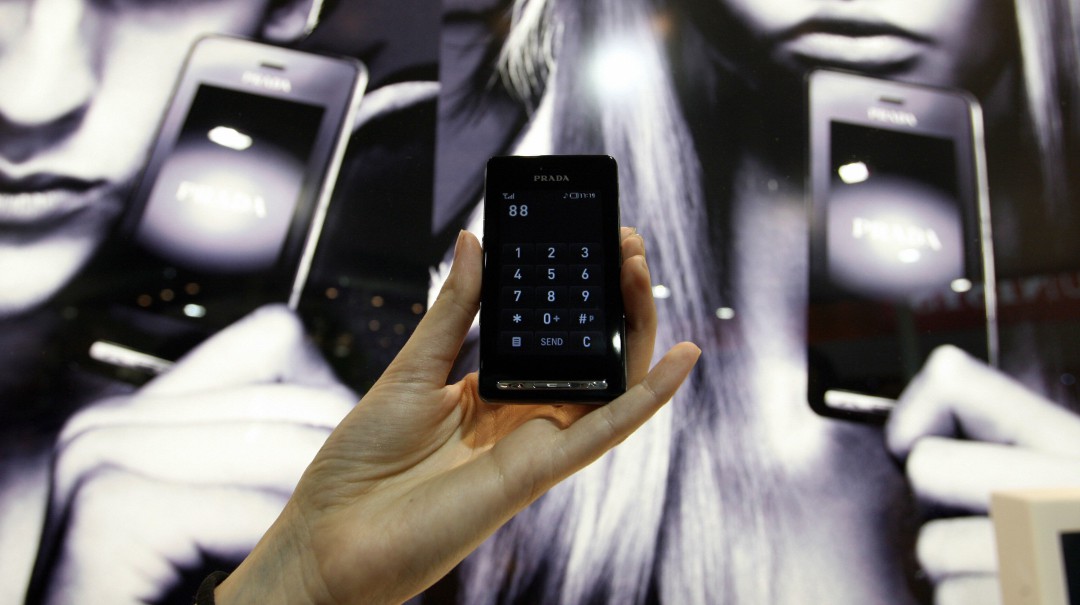 ¡No fue iPhone! Revelan el primer teléfono con pantalla táctil del mercado