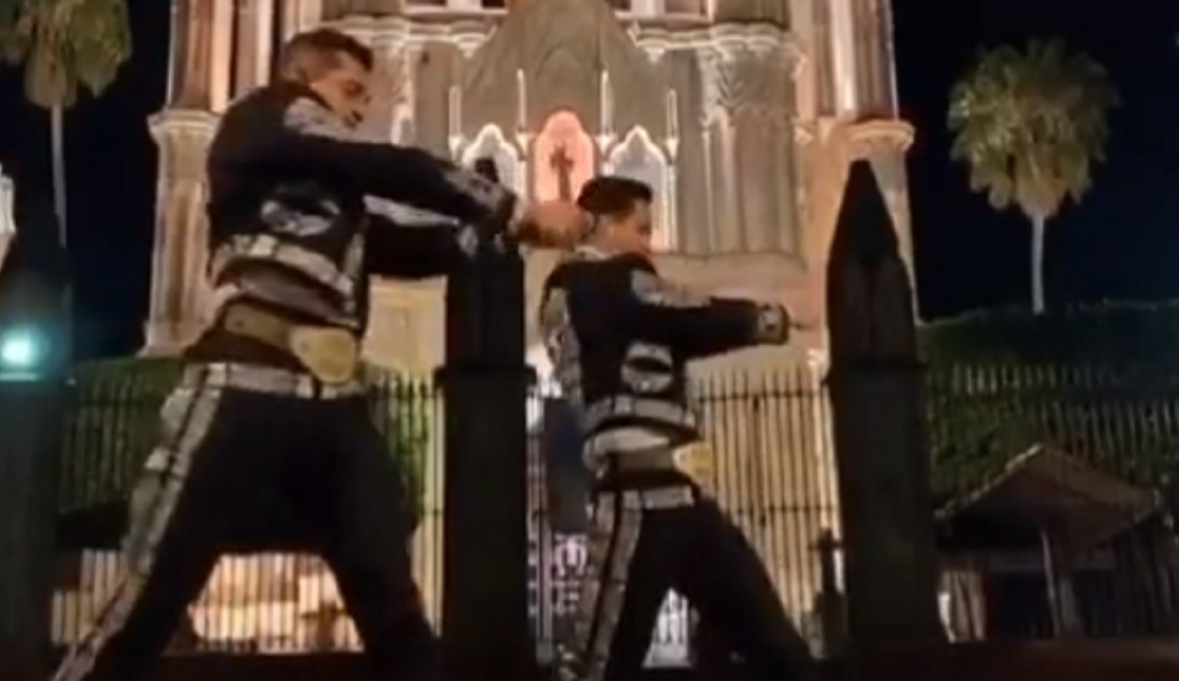 Mariachis bailando champeta en el #ChampetaChallenge: ¡Tremendo! Mariachis bailan champeta al ritmo de Shakira