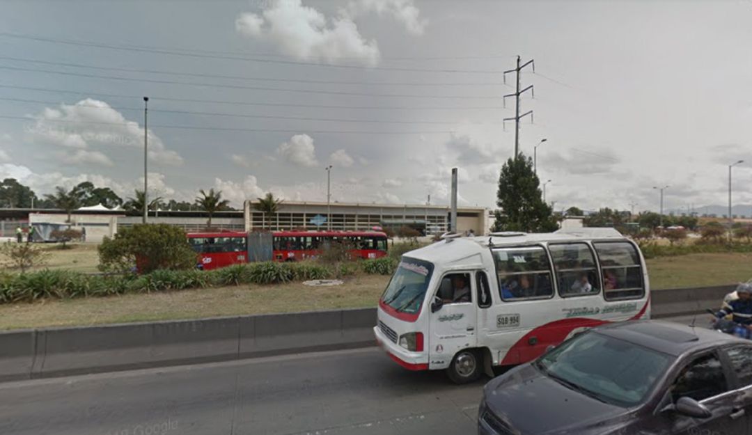 Noticias Bogotá: Pánico por camioneta con supuestos explosivos: Supuesto carro bomba generó pánico entre los vecinos del Portal Sur