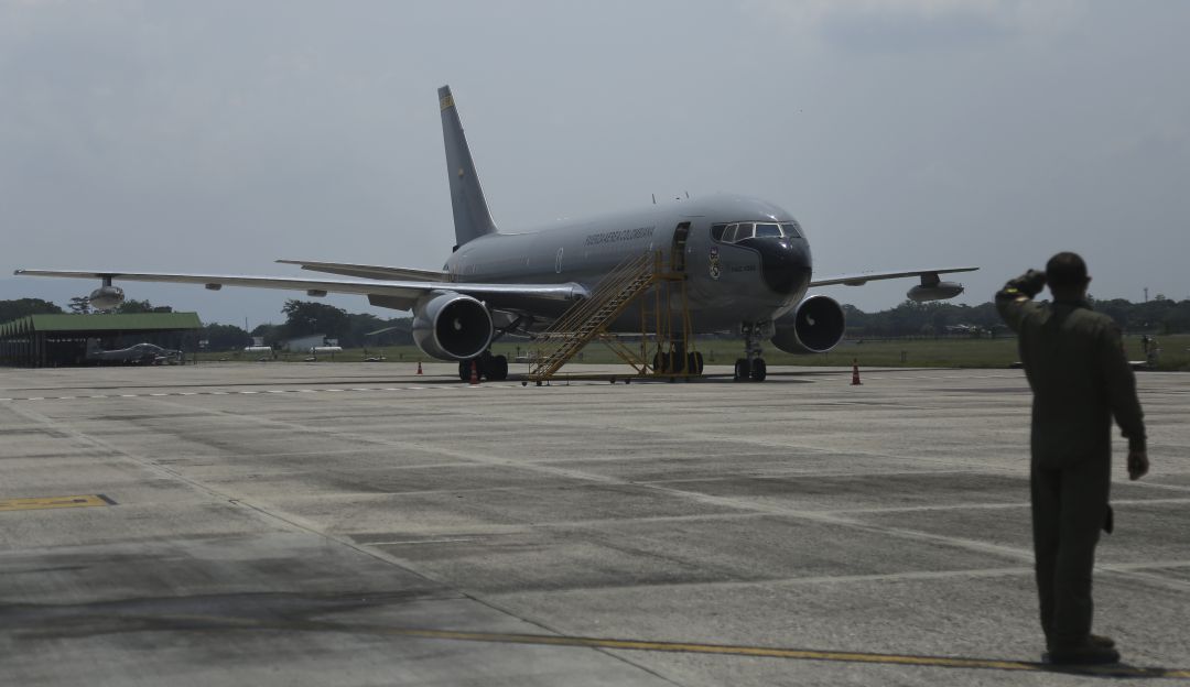 Colombianos en China por Coronavirus: 'Júpiter', el avión de la Fuerza Aérea que traerá a colombianos de Wuhan