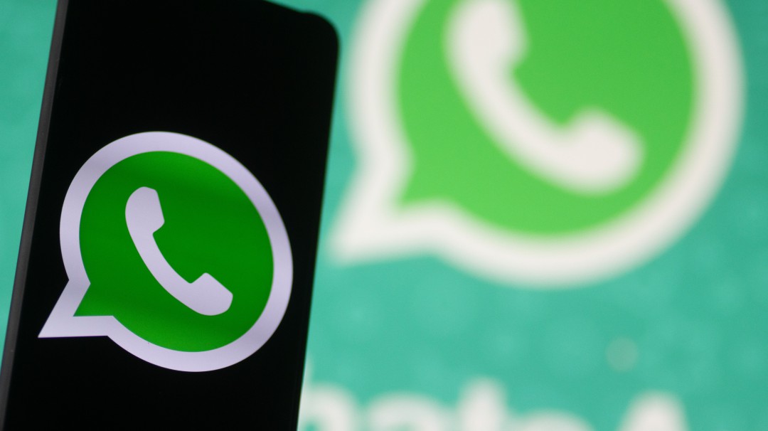 ¿Cómo activar las burbujas de Facebook Messenger en WhatsApp?