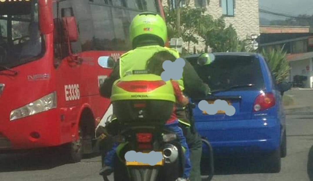 Policía infractor