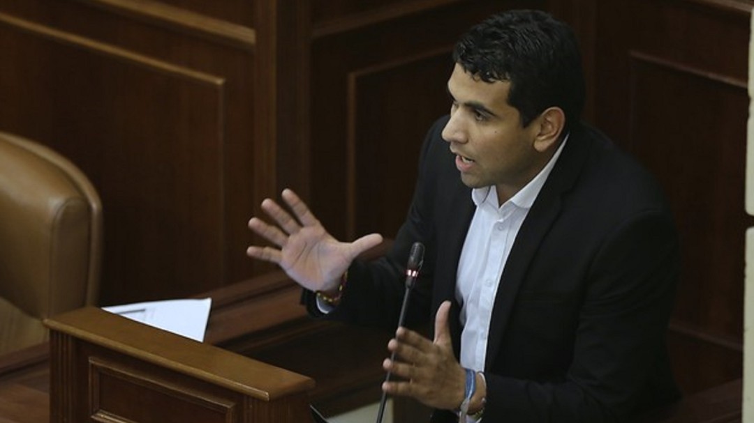 Denuncian a Duque ante Comisión de Acusaciones por declaraciones de Merlano