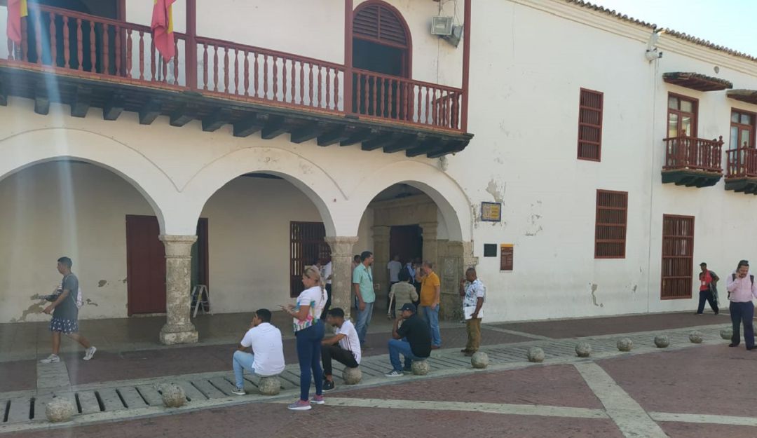 Exigen al Distrito que cancele deuda a trabajadores de Asomenores: Exigen al Distrito que cancele deuda a trabajadores de Asomenores