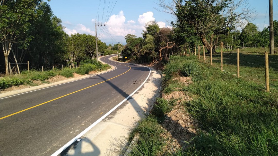 Entregan vía que Bajo Cauca esperaba desde hace 40 años