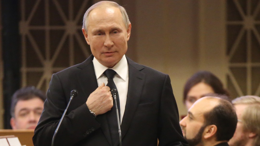 Una carta con la firma de Putin se vende en subasta por casi 5.000 euros