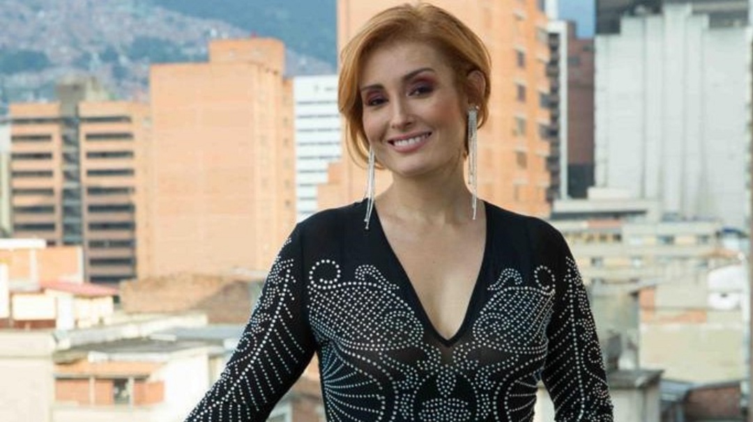 Alejandra Torres presenta "Cuatro Estaciones"
