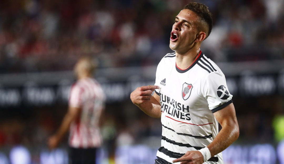 Gol Rafael Santos Borré Estudiantes River Plate: Rafael Santos Borré acerca a River al título de la Superliga