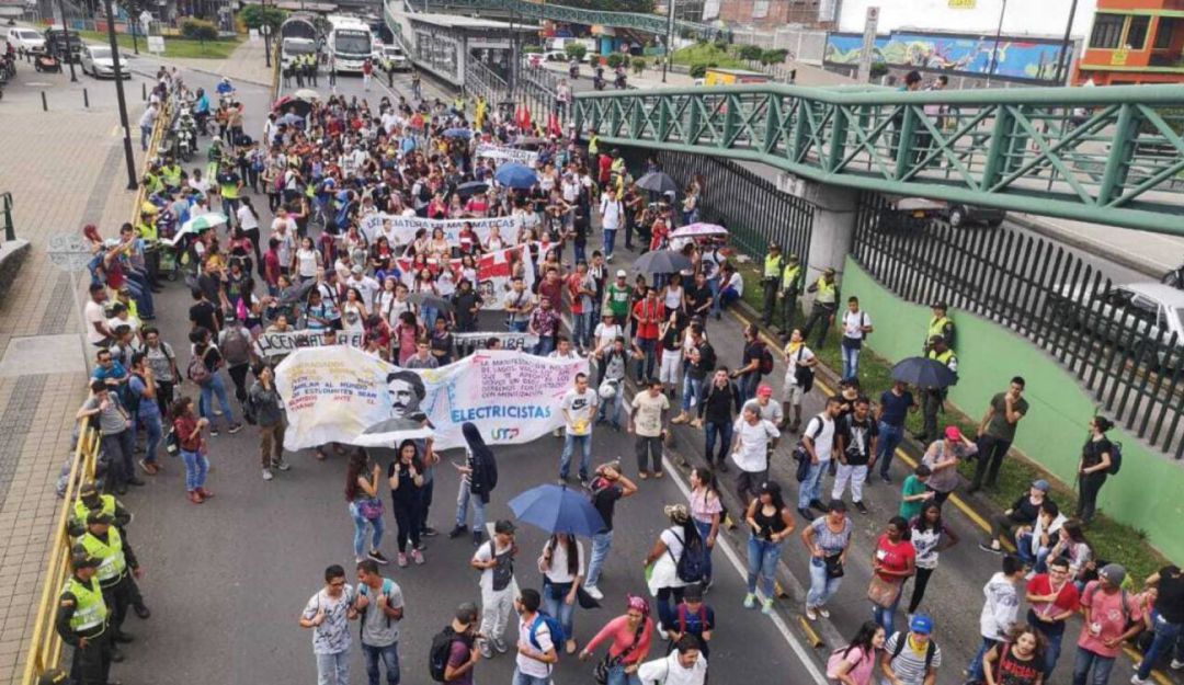 Protesta por estudiantes de la UTP: Estudiantes de la U. Tecnológica de Pereira protestaron en contra del Esmad