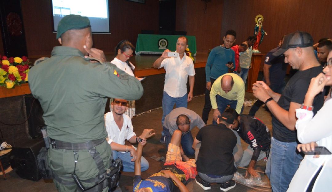Policía monitorea las rutas de deportistas y ciclistas de Cartagena: Policía monitorea las rutas de deportistas y ciclistas de Cartagena