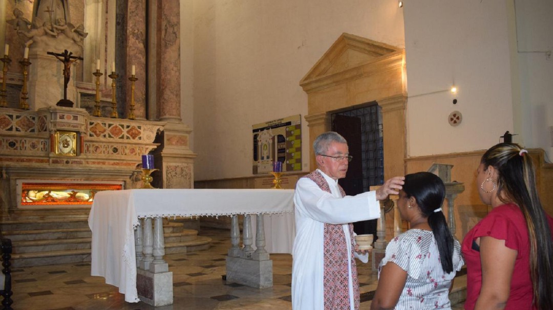 Inició la Cuaresma en la Iglesia San Pedro Claver