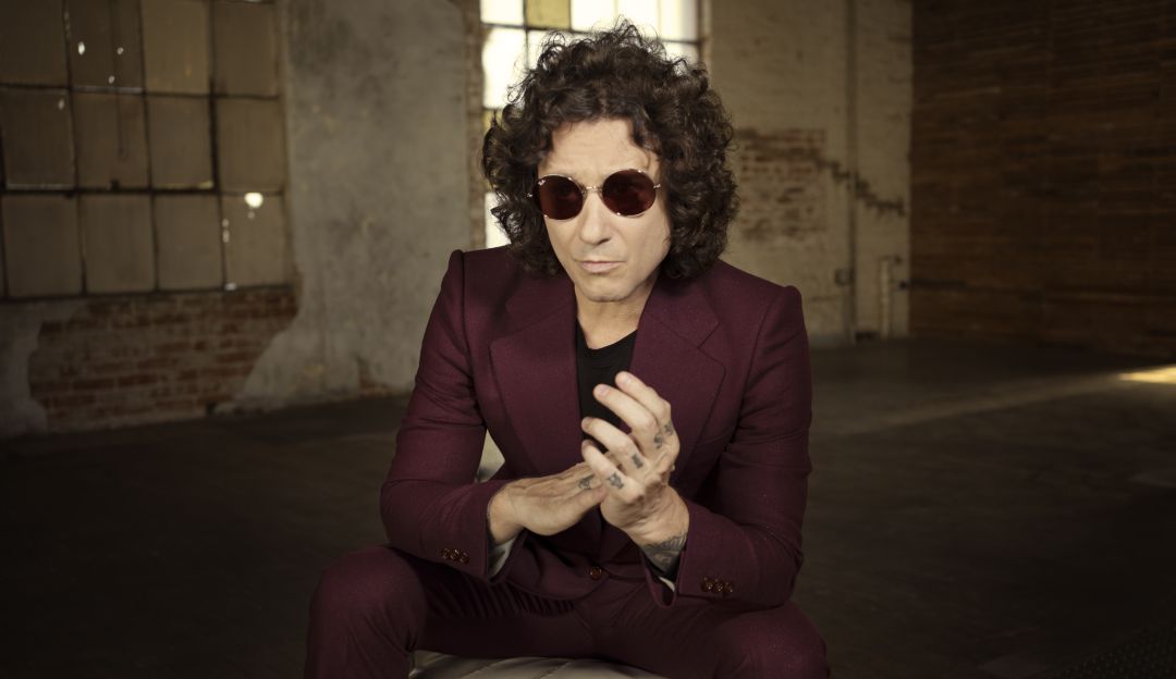 Enrique Bunbury plagio: Enrique Bunbury habría plagiado más de 30 canciones