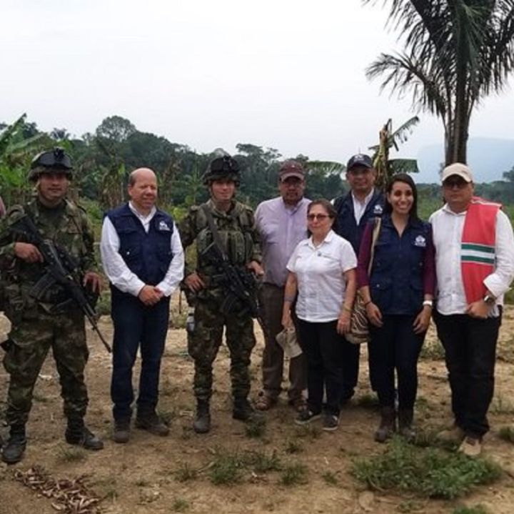 Liberan a militares retenidos por campesinos en la Macarena