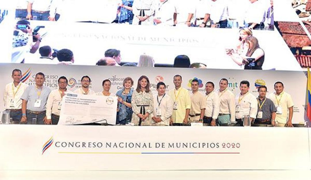 Vicepresidencia: Pacto entre alcaldes y vicepresidenta para recuperar confiaza del ciudadano