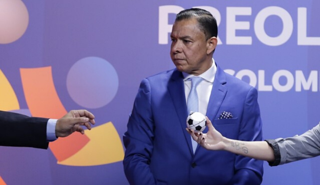 Iván René Valenciano James Rodríguez Selección Colombia: Valenciano sobre James: “Si el nivel no te da, no vas a jugar”