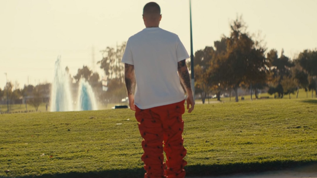 La dura historia detrás de 'Rojo', el nuevo éxito de J Balvin