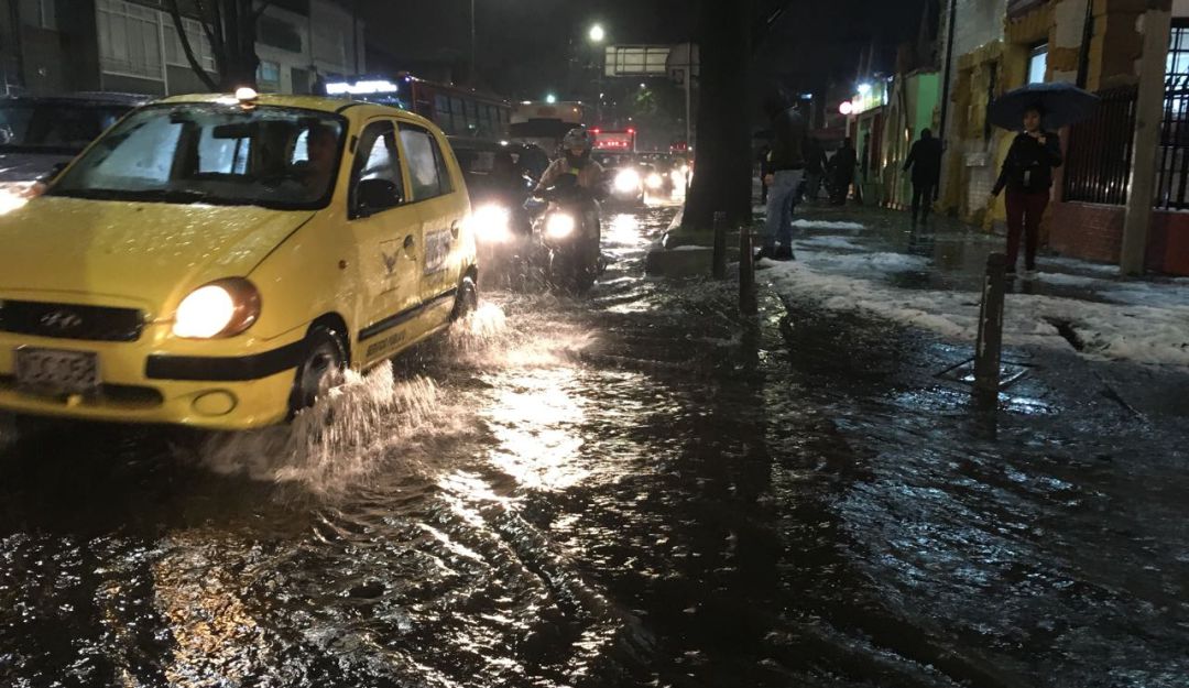 Lluvias: Árboles caídos e inundaciones en Bogotá y Soacha por lluvias