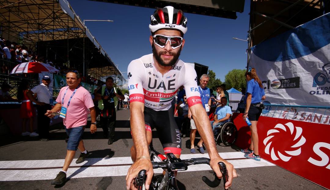 Equipo Fernando Gaviria cuarentena Coronavirus Tour Emiratos: Fernando Gaviria continúa en cuarentena en Abu Dabi por el Coronavirus