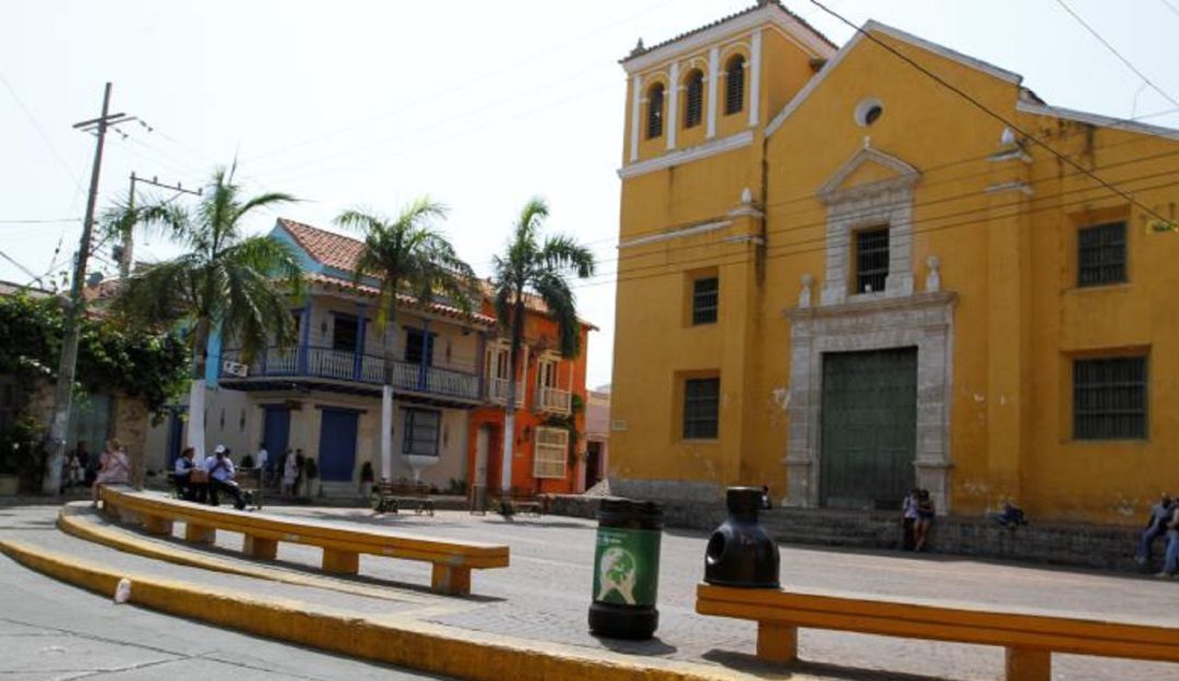 Comercio en Cartagena: En Cartagena, prohíben consumo de licor en la plaza de la Trinidad