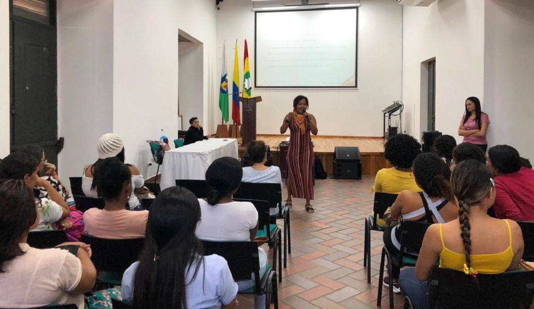 Día de la mujer en Cartagena: "No estás sola": campaña del Colegio Mayor de Bolívar