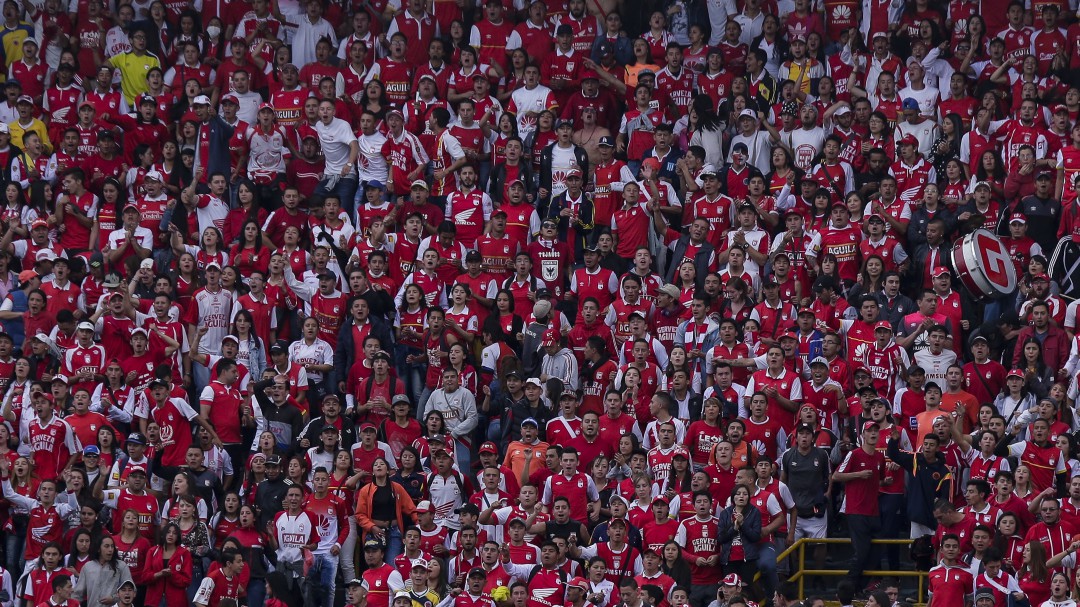 Críticas en redes sociales a Santa Fe por tercera camiseta