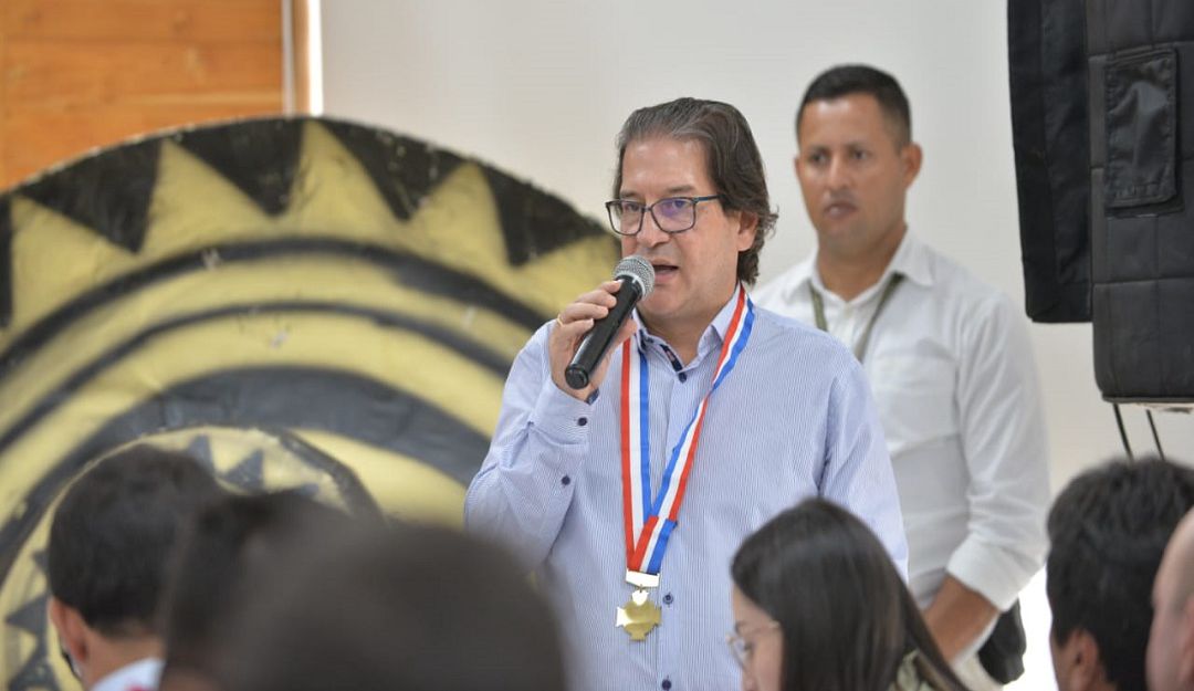 precio base del litro de leche Montería Ministro de Agricultura Rodolfo Zea: En 8% aumenta el precio base del litro de leche que se paga al productor