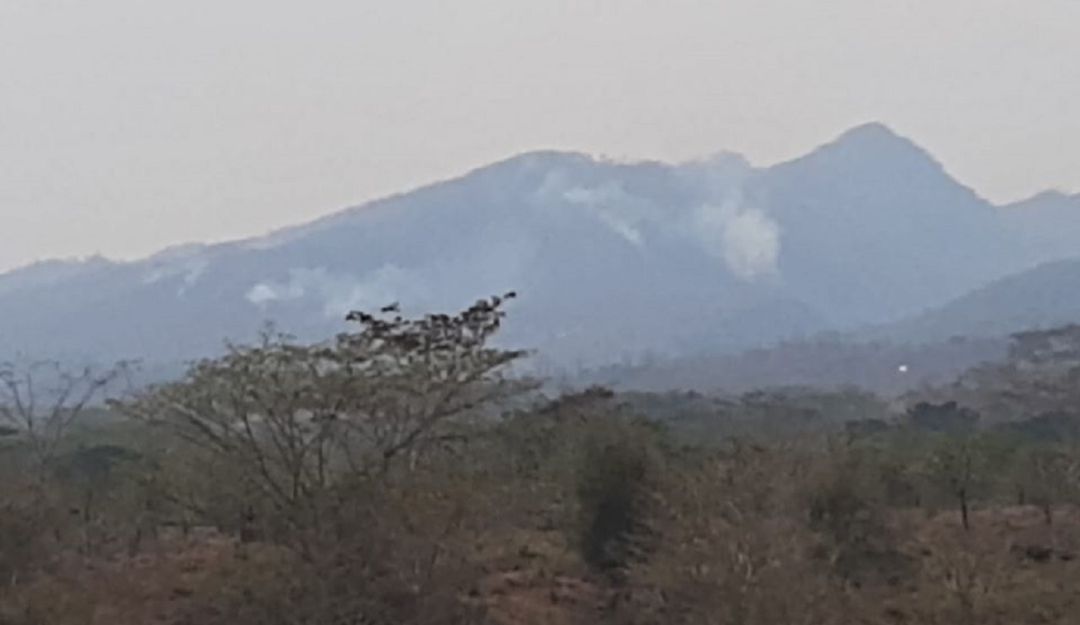 Incendio forestal zona rural El Carmen de Bolívar: Incendio forestal en zona rural de El Carmen de Bolívar completa 32 horas