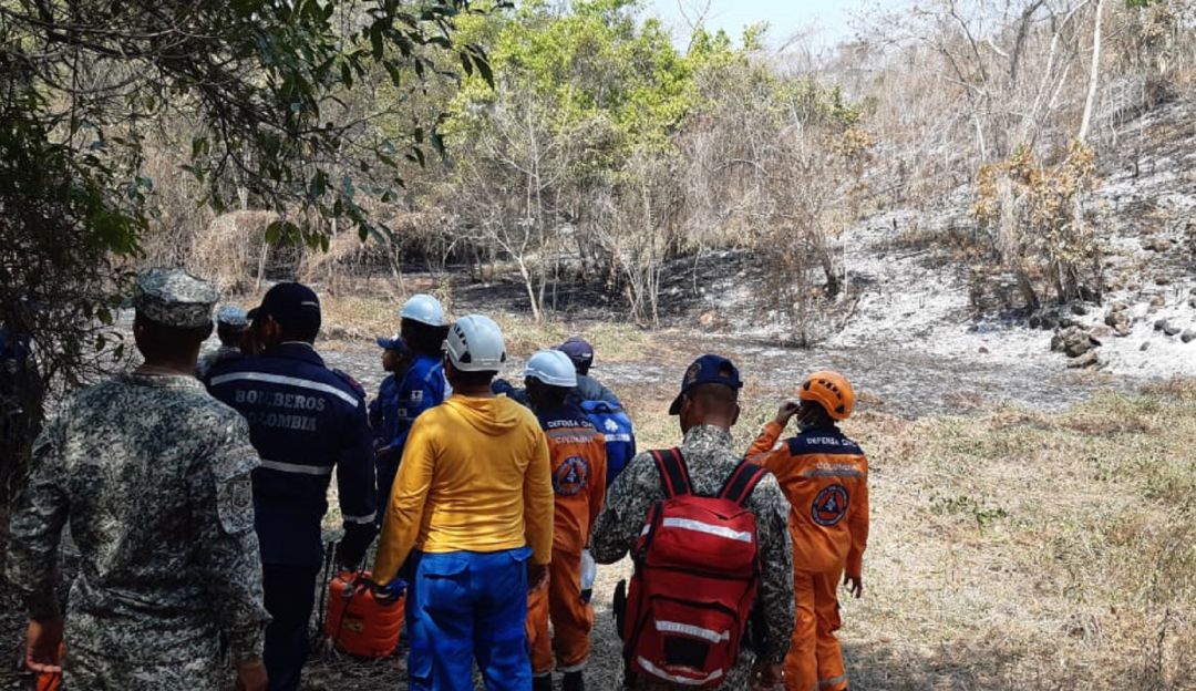Incendio Forestal El Carmen de Bolívar: Armada ayudó a sofocar incendio en El Carmen de Bolívar