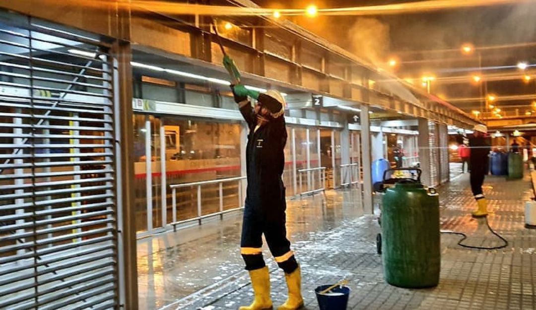 Noticias Bogotá: Transmilenio intensifica desinfección por coronavirus: Por coronavirus, Transmilenio intensifica desinfección de la operación