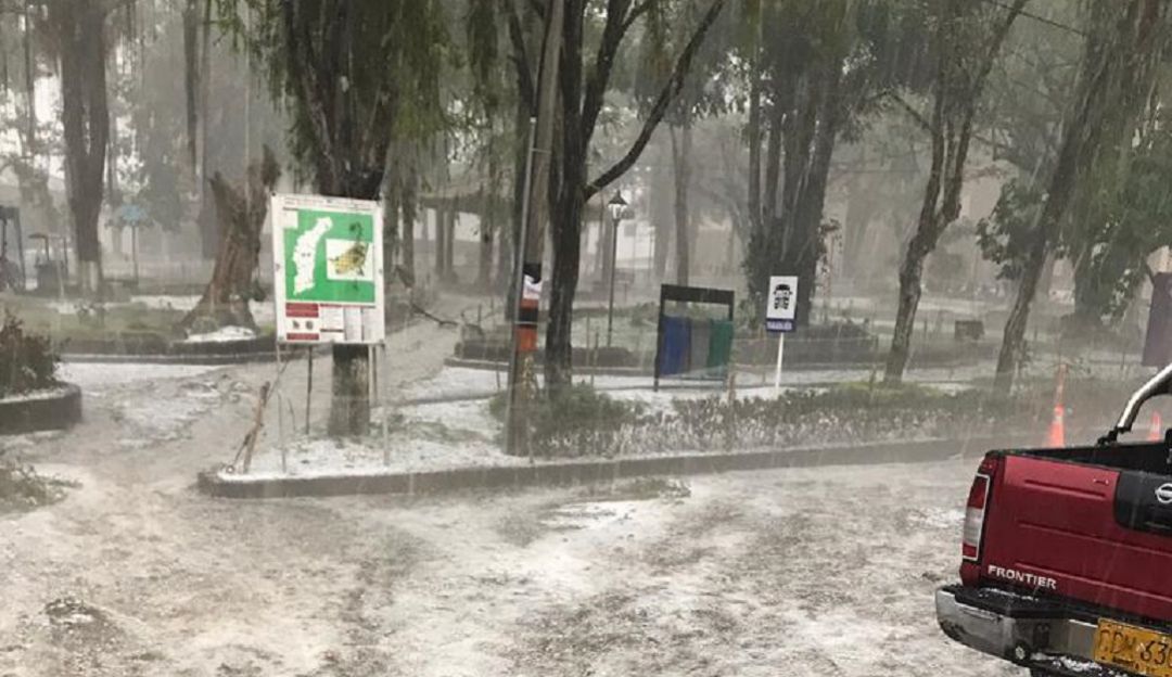 Granizo páramo San Gil invierno Santander: VIDEO: Granizada generó emergencia en el Páramo