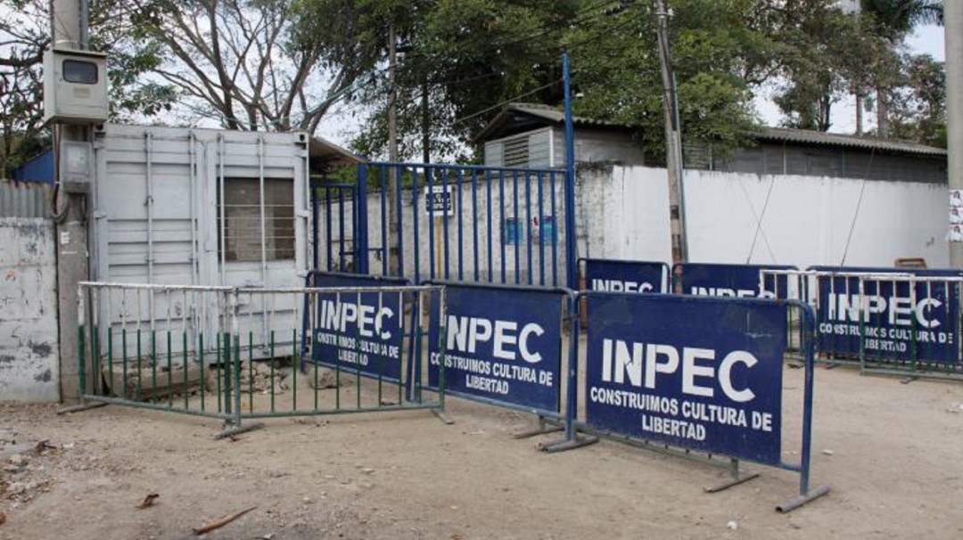 Muere joven al prenderse fuego en una celda de la cárcel de Cartagena
