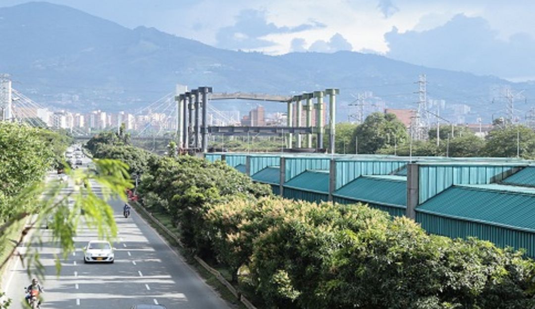 Cierres viales en Medellín: Por obras en estación Poblado, habrá cierres nocturnos en la Regional
