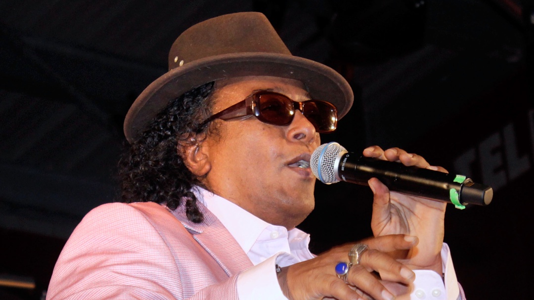 La Buena y La Mejor: Sergio Vargas