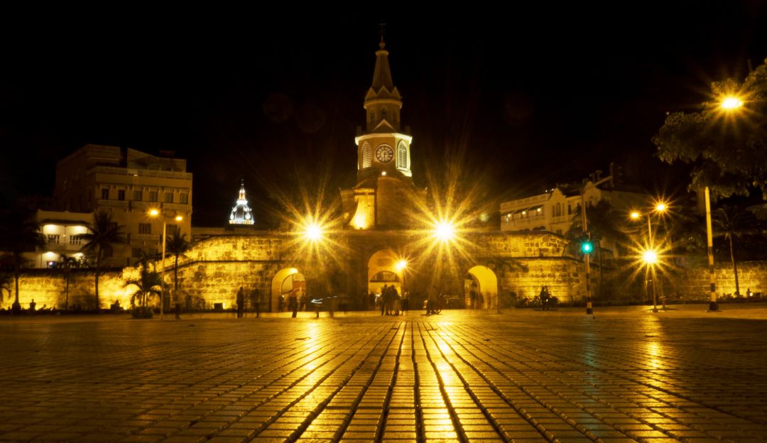 Toque de queda Centro Histórico de Cartagena: Toque de queda en el Centro Histórico de Cartagena de 10 pm hasta las 4 am
