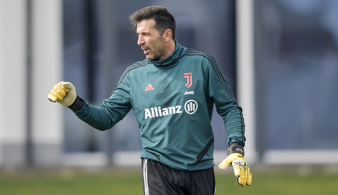 Buffon no se retira: "No me retiro porque me siento bien y respeto mis sueños de niño": Buffon