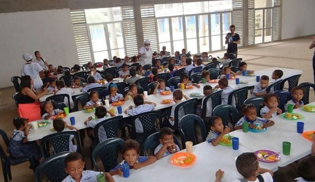 Alimentación escolar para alumnos de Medellín: Estudiantes de Medellín seguirán recibiendo alimentación escolar