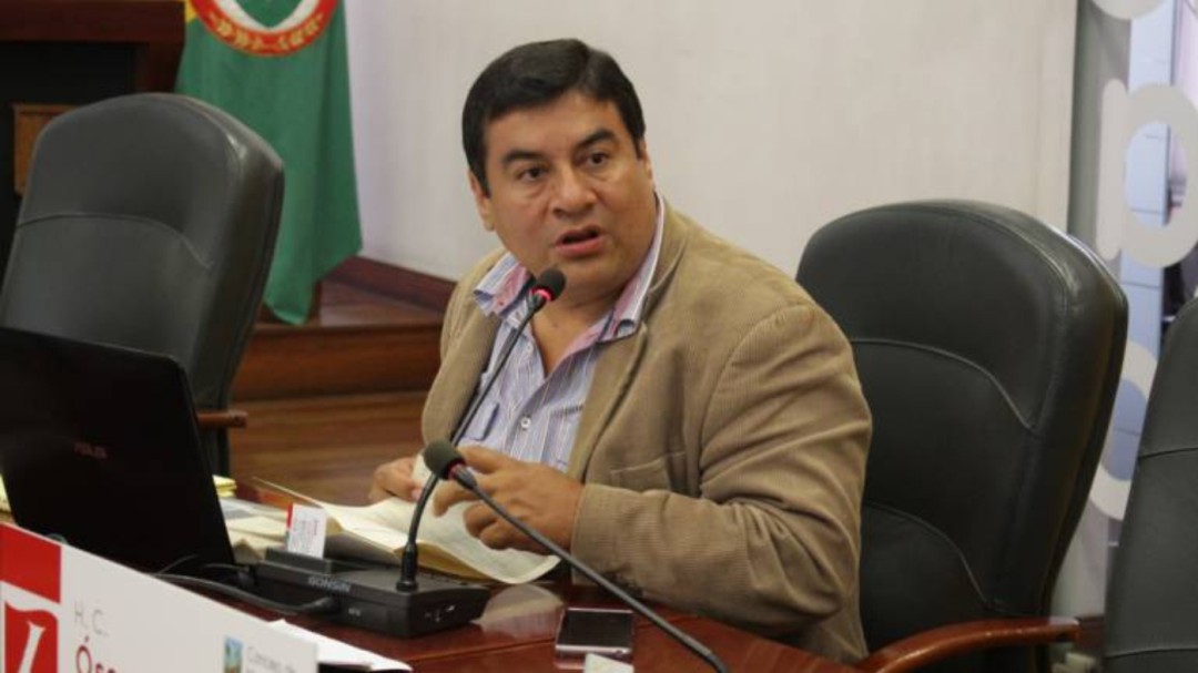 Concejal Cortés pide cierre de fronteras aéreas y terrestres en Manizales