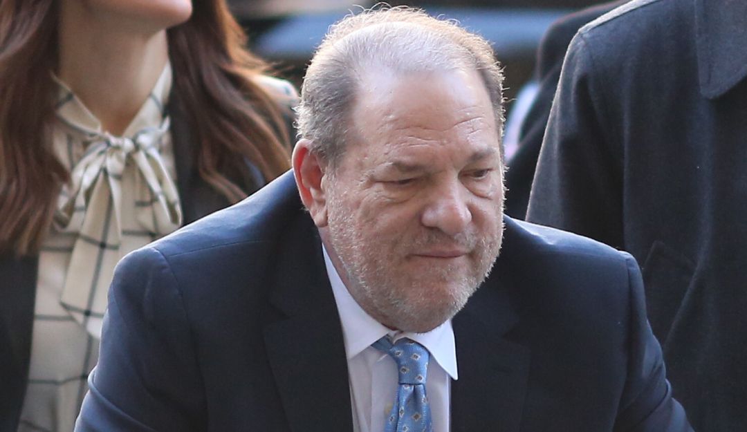 Famosos positivos por coronavirus: Harvey Weinstein da positivo por coronavirus en prisión
