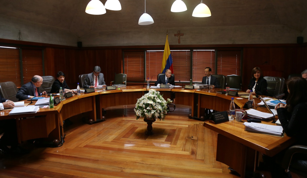 Decretos de emergencia por coronavirus: Corte Constitucional estudia 14 decretos de emergencia por coronavirus