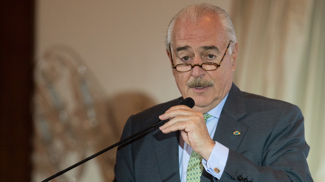 Pastrana dispuesto a ir hoy mismo a Venezuela a tender puente con Maduro