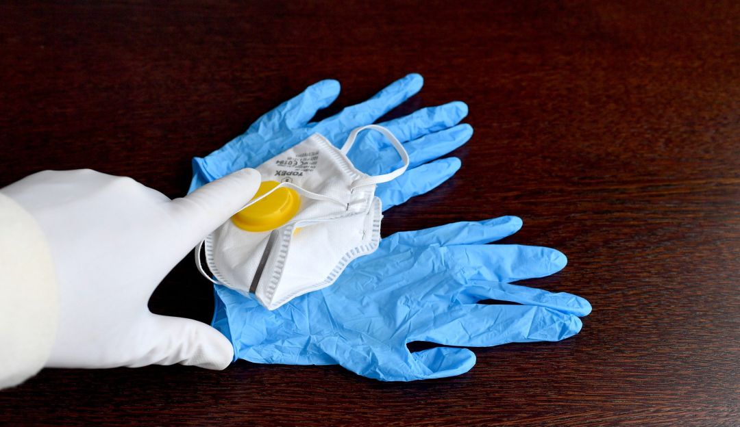 Usar guantes no garantiza evitar el contagio de Covid-19: Usar guantes no garantiza evitar el contagio de Covid-19