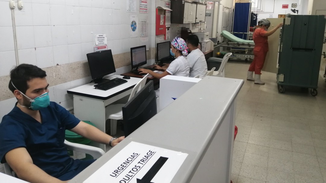 Apuñalan a enfermero que salía de turno