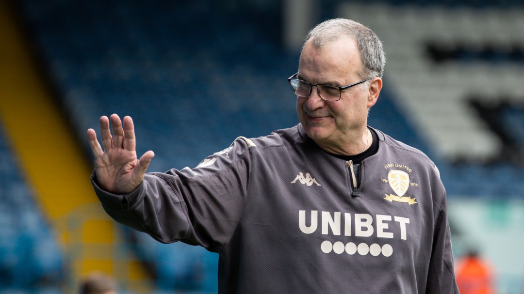 Gran gesto de Marcelo Bielsa y sus futbolistas para ayudar al Leeds