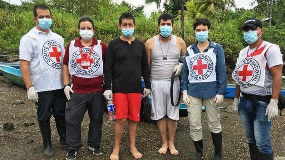 Liberan a dos ingenieros y un lanchero secuestrados por el Eln en Guapi